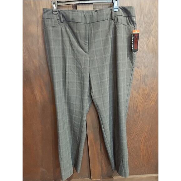 Womens 20W Stretch Sag Harbor Brown Dress Pants Slimming Solution Curvy 41 x 34 - Picture 1 of 3